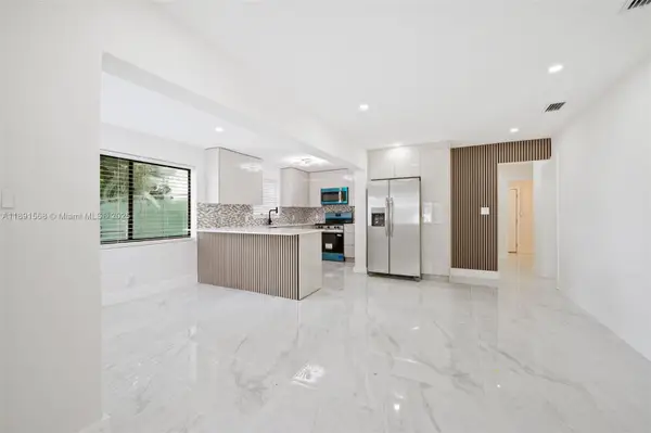 261 NW 2nd Ct, Deerfield Beach, FL 33441