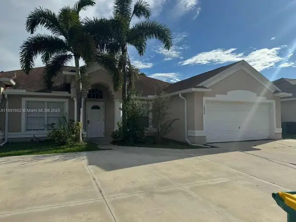 1556 SW Jacqueline Ave, Port St Lucie, FL 34953