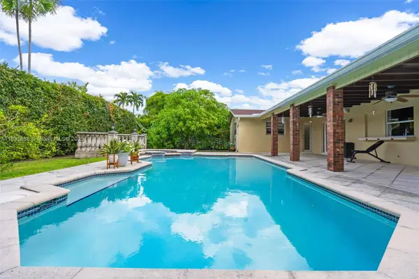 14263 SW 76th St, Miami, FL 33183