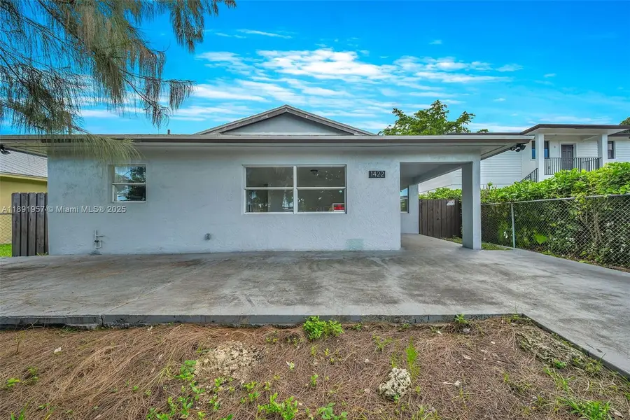 1422 NW 8th Ave, Florida City, FL 33034 - Image #2