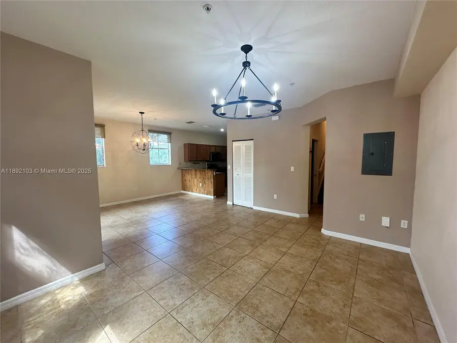 10800 NW 88th Ter #218, Doral, FL 33178 - Image #2