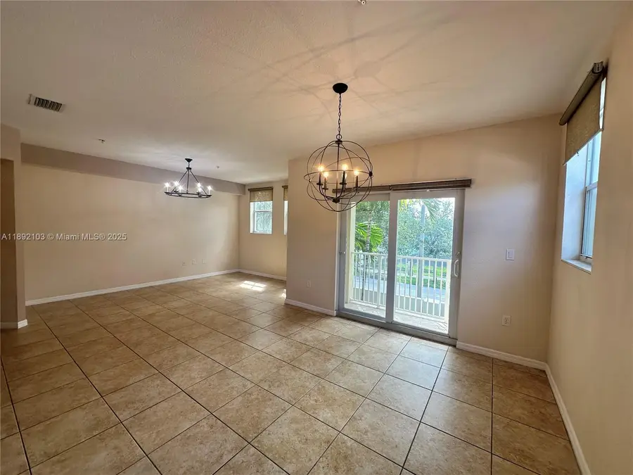 10800 NW 88th Ter #218, Doral, FL 33178 - Image #3