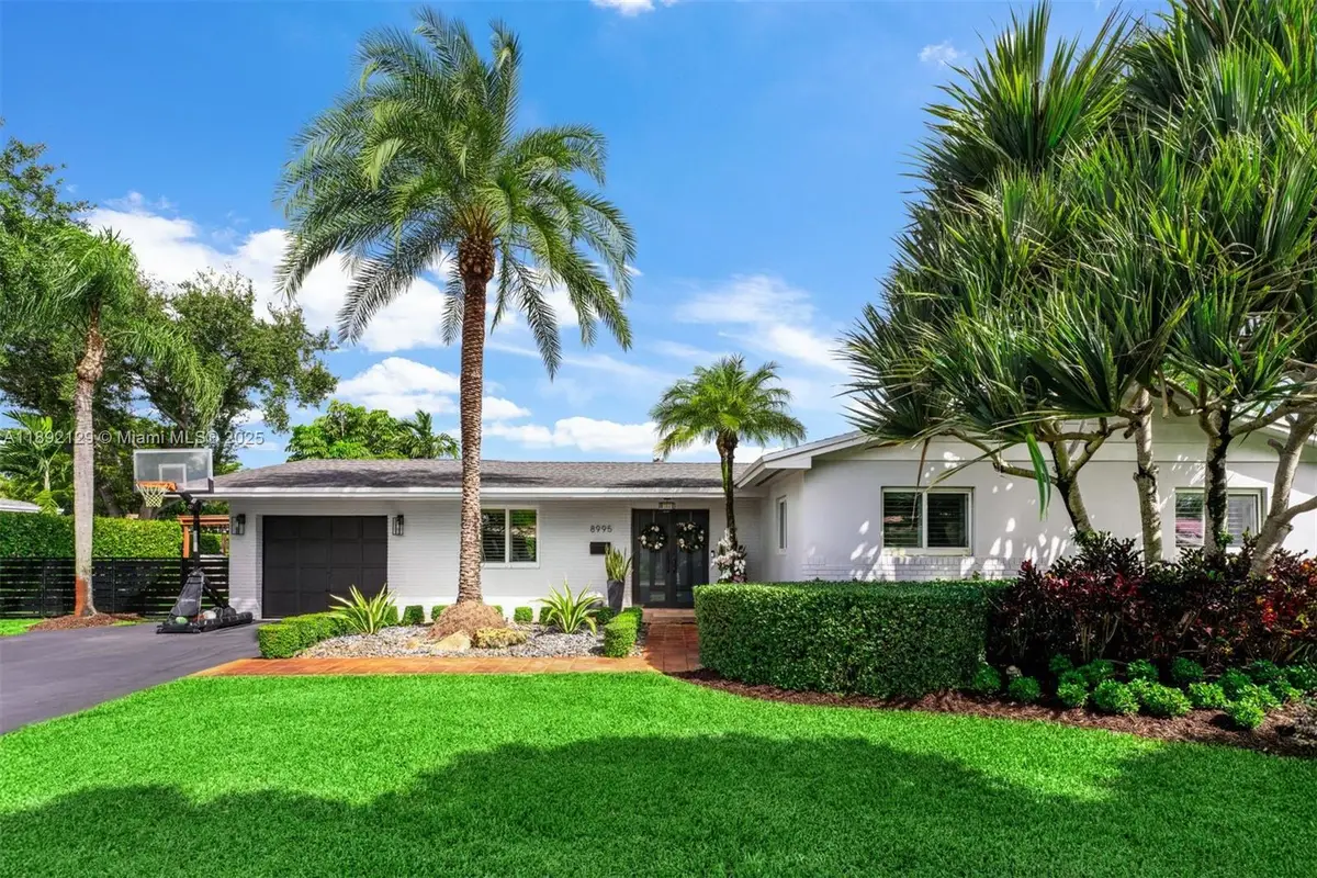 8995 SW 83rd St, Miami, FL 33173 - Image #1