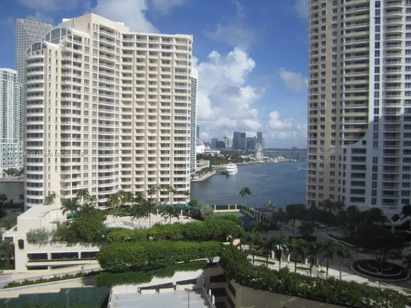 540 Brickell Key Dr #1602, Miami, FL 33131 - Image #1