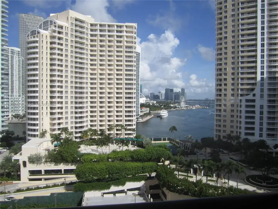 540 Brickell Key Dr #1602, Miami, FL 33131 - Image #2