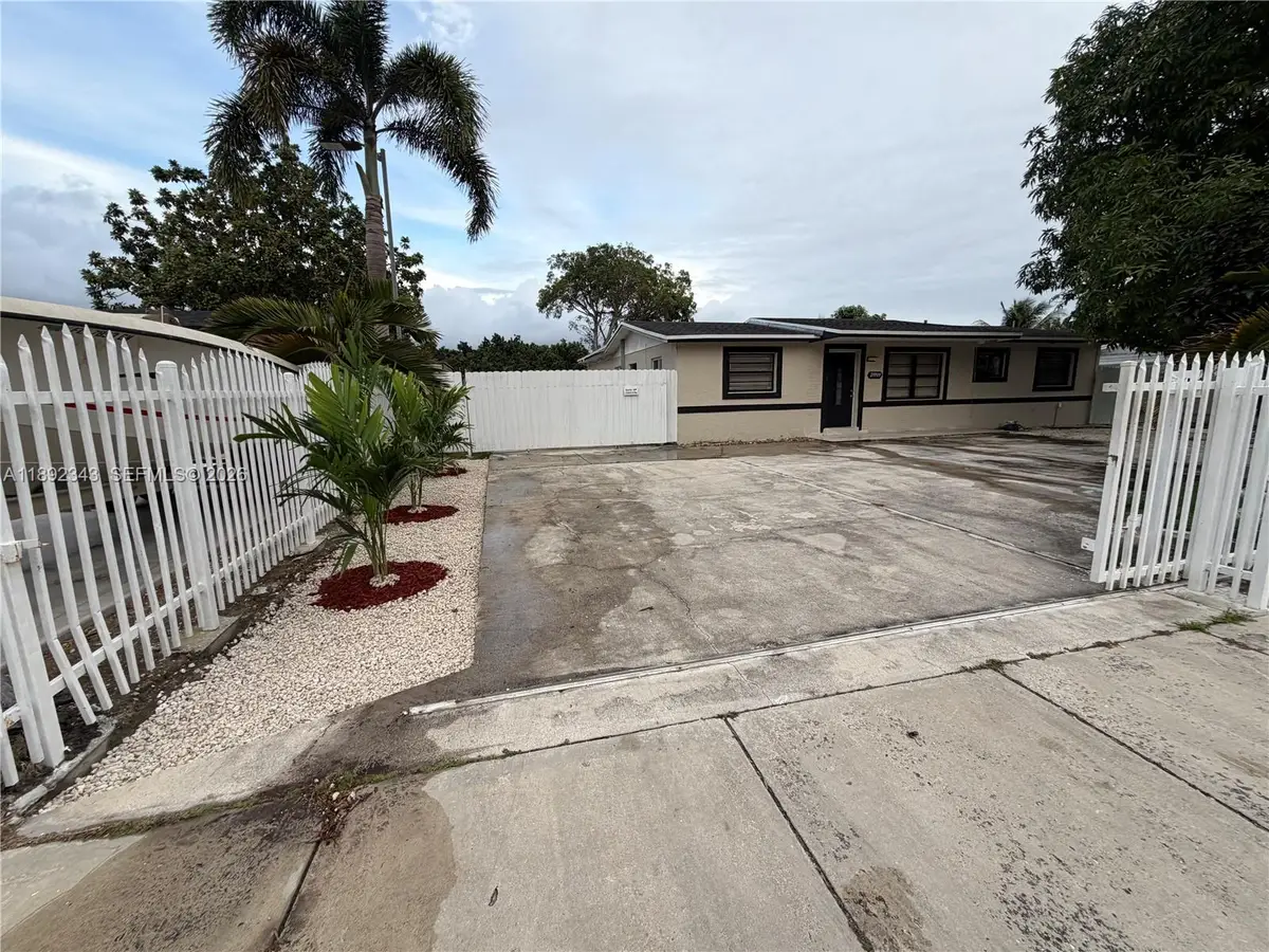 29939 SW 159th Dr, Homestead, FL 33033 - Image #1