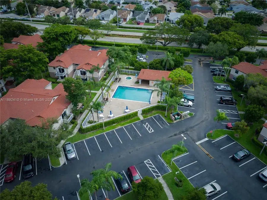 11266 SW 12th St #201, Pembroke Pines, FL 33025 - Image #3