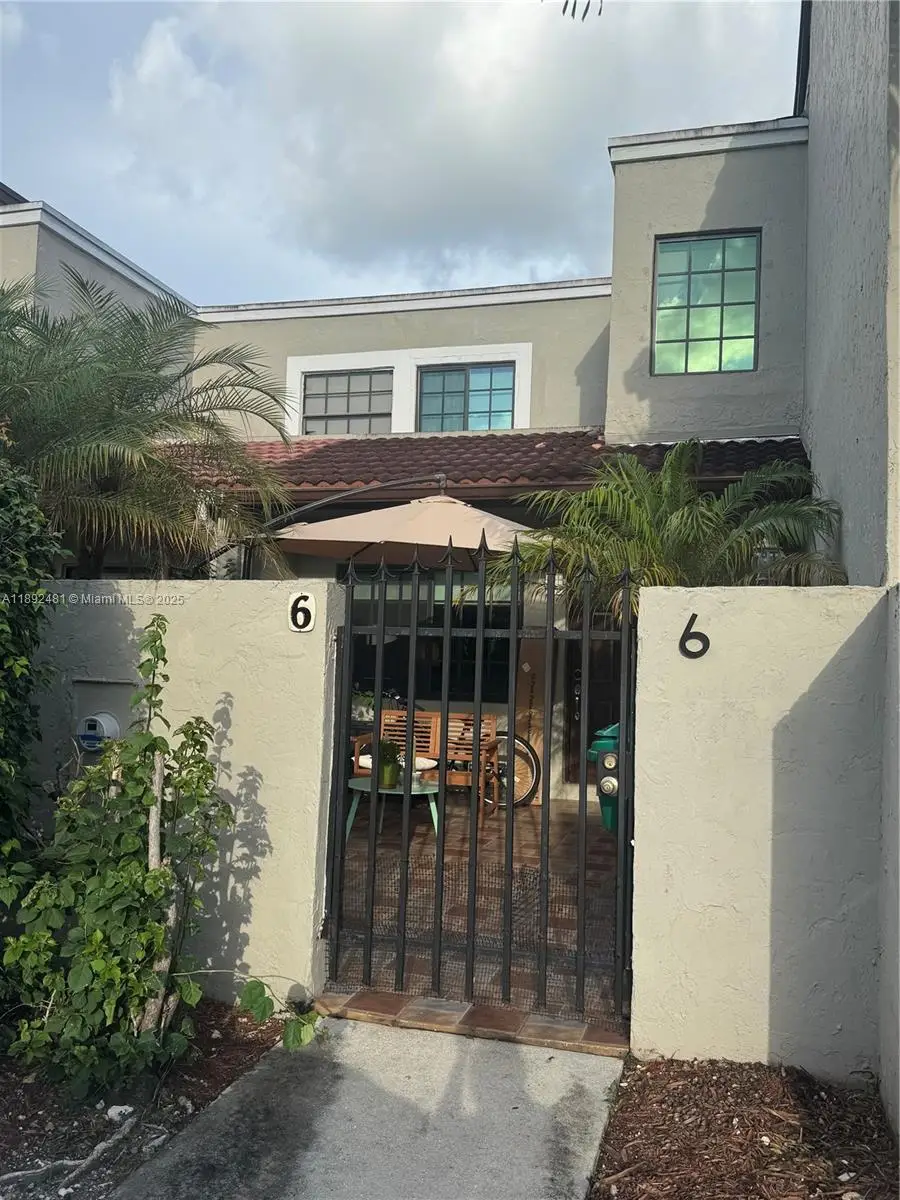 10410 SW 153rd Ct #6, Miami, FL 33196 - Image #2