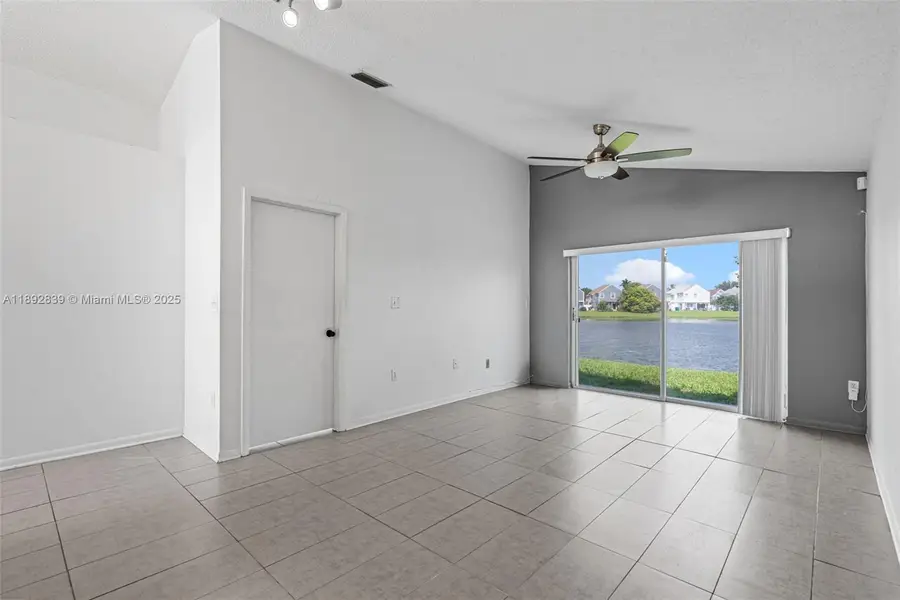 9917 W Elm Ln, Miramar, FL 33025 - Image #2