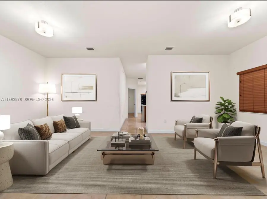 236 SE 32nd Ave, Homestead, FL 33033 - Image #2