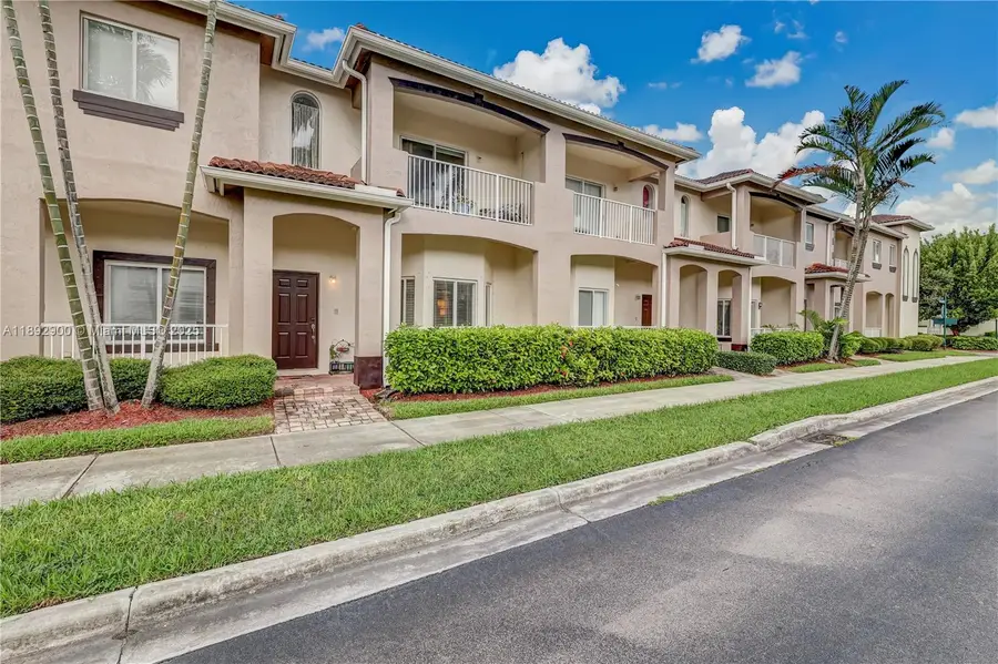 1947 SE 23rd Rd, Homestead, FL 33035 - Image #2