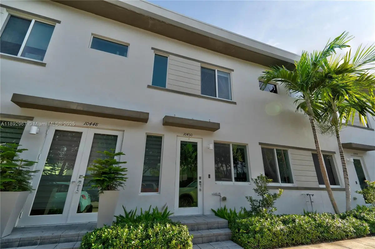 10450 NW 67th St, Doral, FL 33178 - Image #1