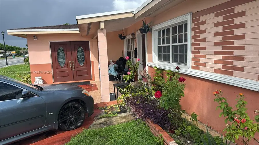 901 NW 199th St, Miami Gardens, FL 33169 - Image #2