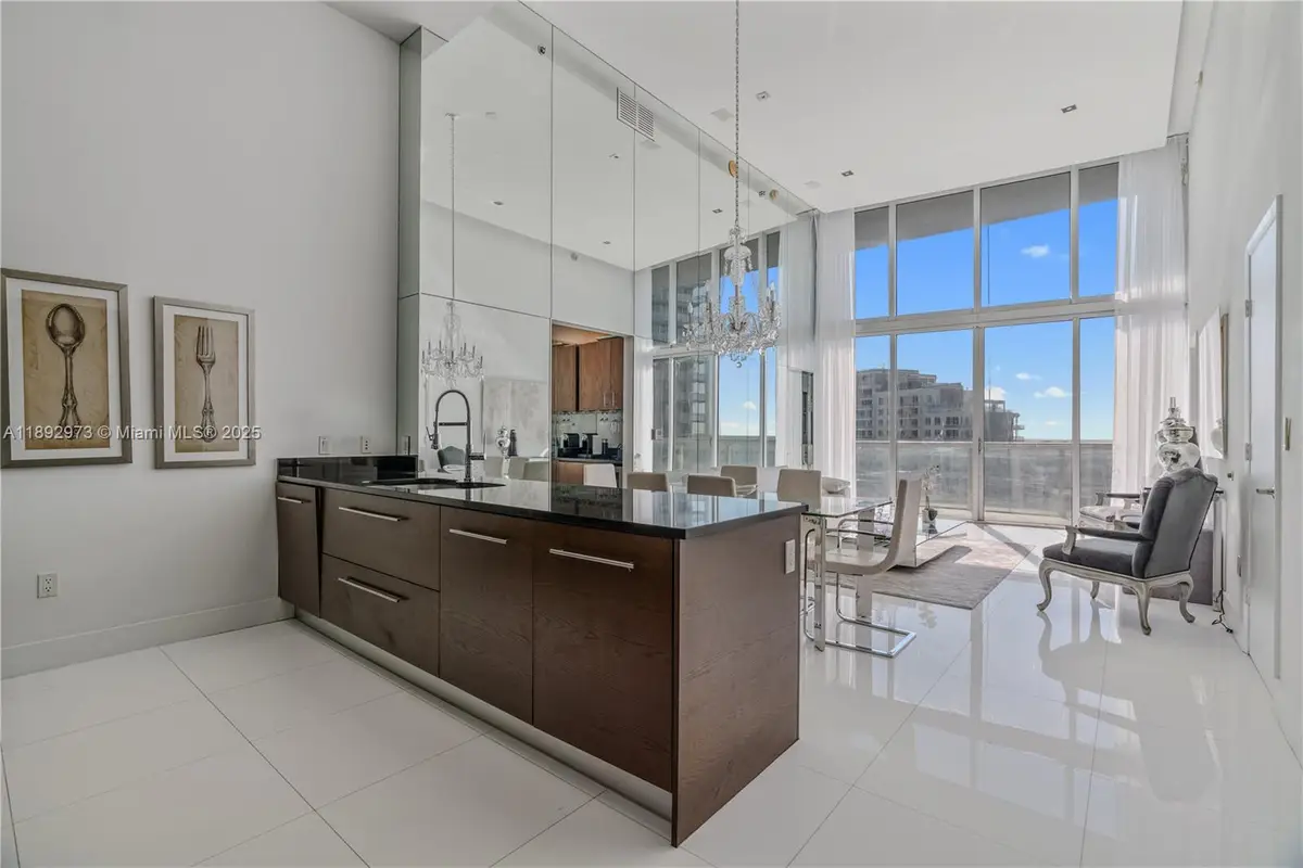 465 Brickell Ave #2805, Miami, FL 33131 - Image #1
