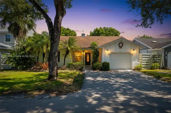 14301 SW 146th Ter, Miami, FL 33186