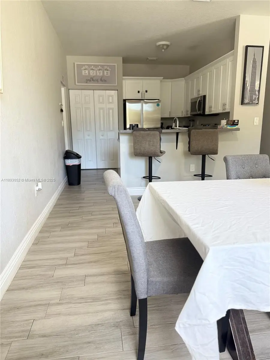 409 NW 13th Ave, Fort Lauderdale, FL 33311 - Image #3