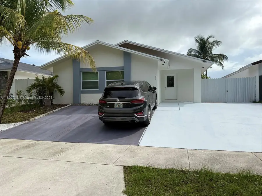 11958 SW 210th Ter, Miami, FL 33177 - Image #2