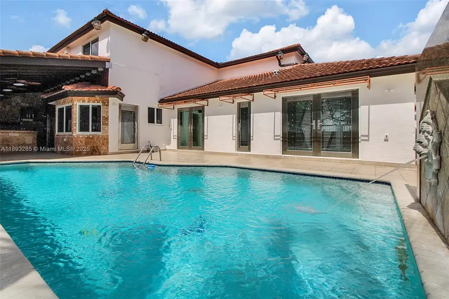 8416 NW 201st St, Miami Gardens, FL 33015 - Image #2