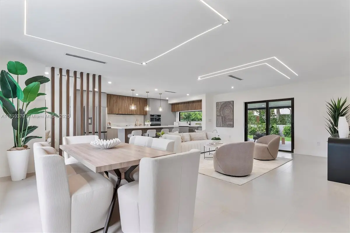 6701 SW 48th St, Miami, FL 33155 - Image #1