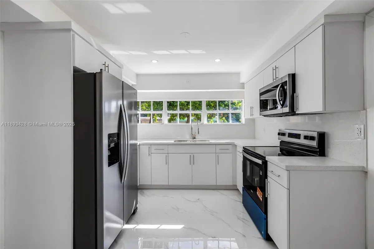 19611 NW 4th Ave, Miami Gardens, FL 33169 - Image #1