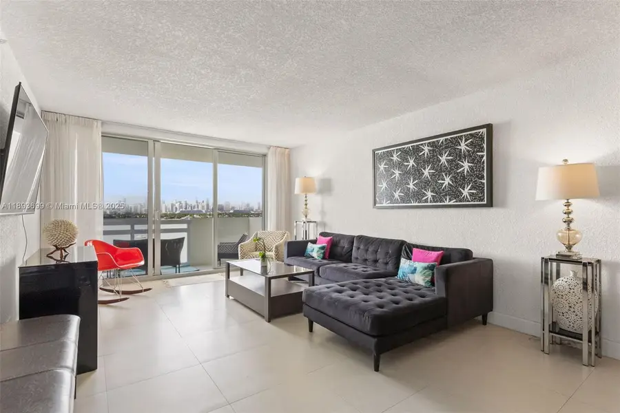 1500 Bay Rd #1122S, Miami Beach, FL 33139 - Image #3