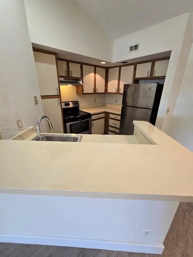 13090 Vista Isles Dr #124, Sunrise, FL 33325 - Image #2