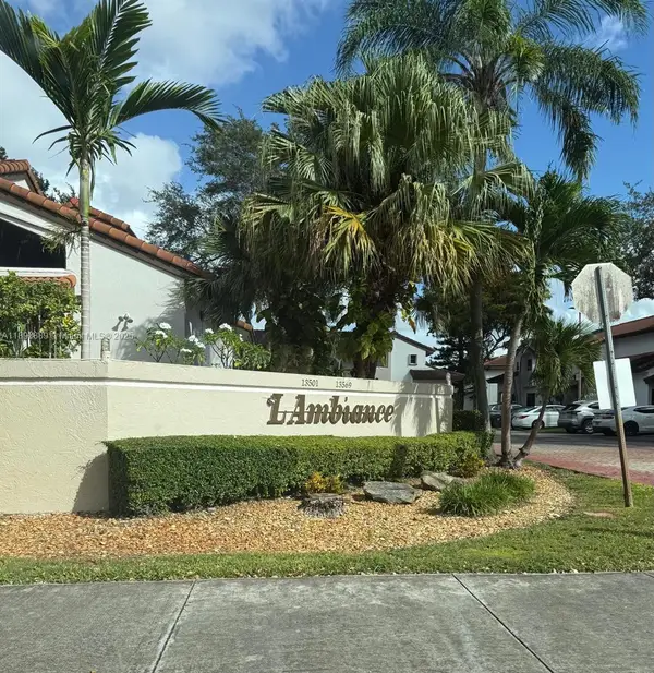 13531 SW 62nd St #143, Miami, FL 33183