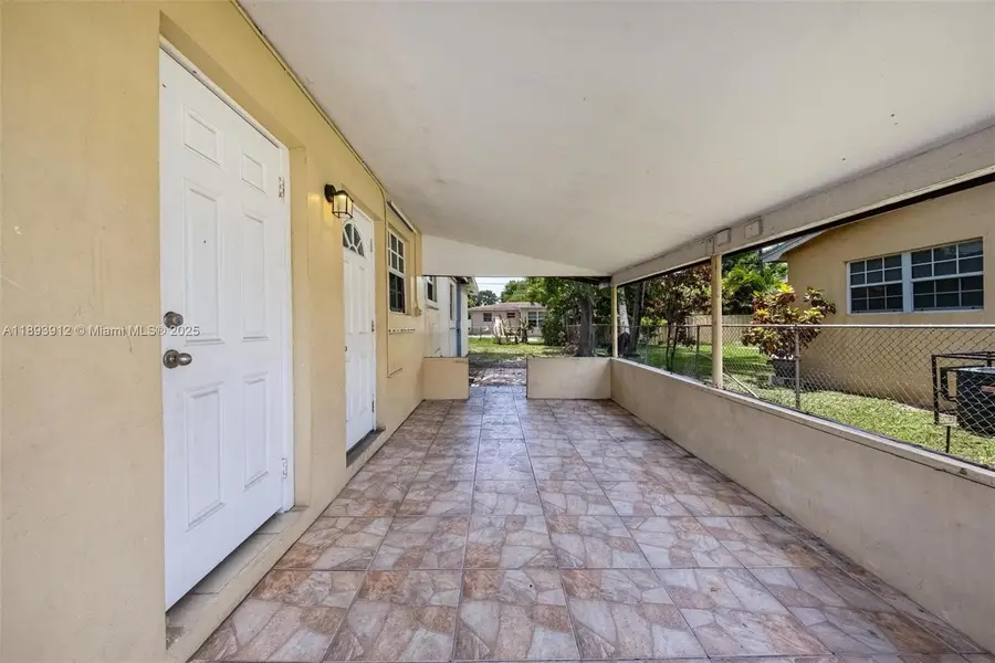 2130 Acapulco Dr, Miramar, FL 33023 - Image #3