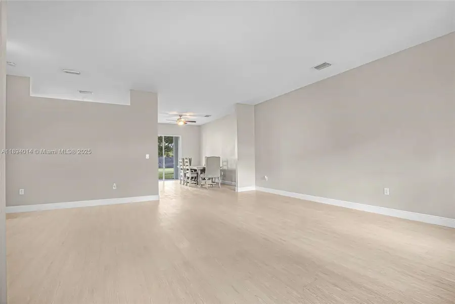 2821 Augusta Dr, Homestead, FL 33035 - Image #3