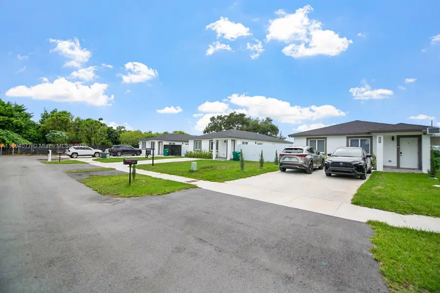 22810 SW 122nd Ct, Miami, FL 33170 - Image #2