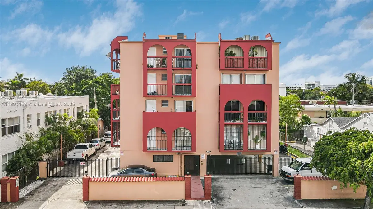 420 NW 12th Ave #41, Miami, FL 33128 - Image #1