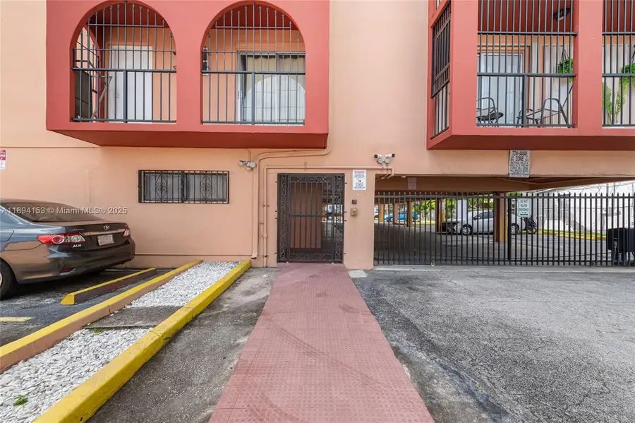 420 NW 12th Ave #41, Miami, FL 33128 - Image #2