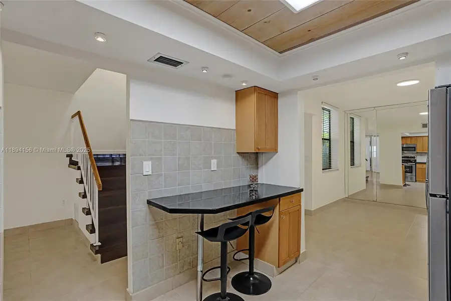 20291 NE 30th Ave #112, Aventura, FL 33180 - Image #3