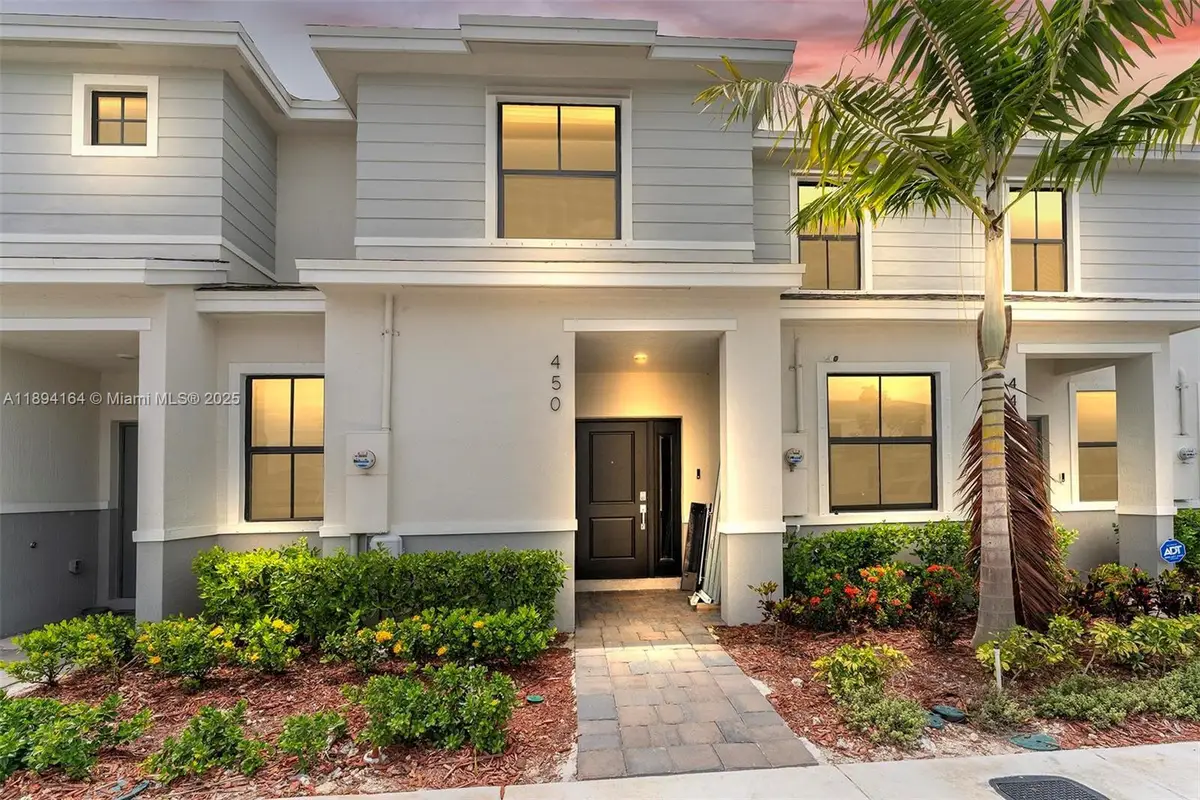 450 NE 13th St, Florida City, FL 33034 - Image #1