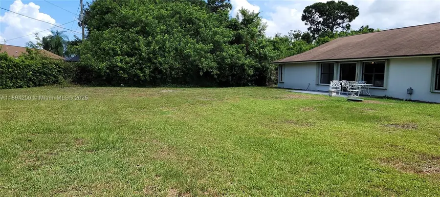2477 SE Renick Ave, Port Saint Lucie, FL 34952 - Image #3