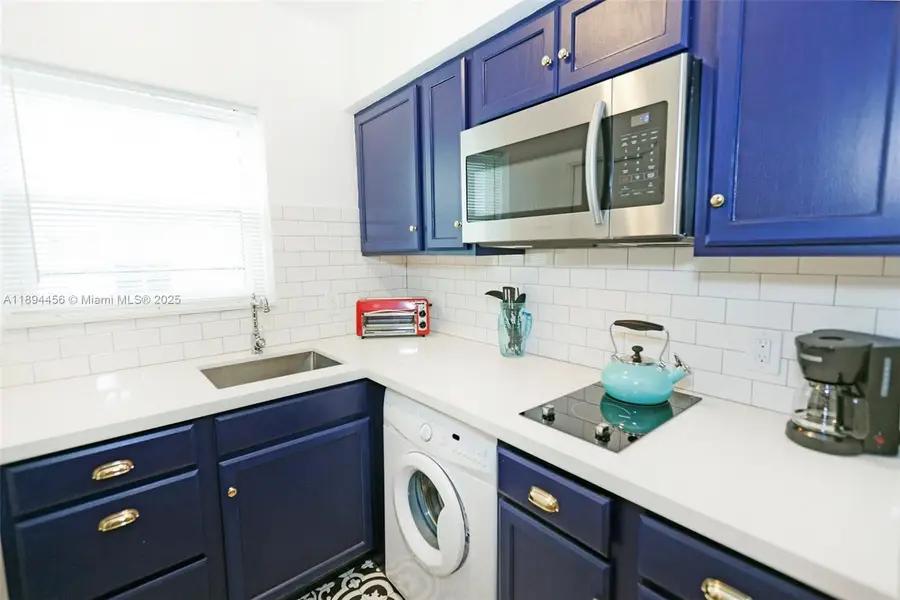 10072 E Bay Harbor Dr #72D, Bay Harbor Islands, FL 33154 - Image #3