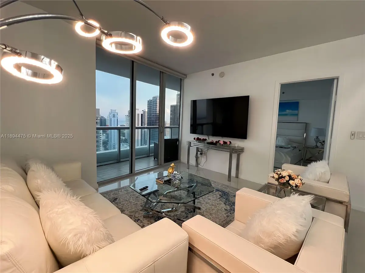 485 Brickell Ave #4109, Miami, FL 33131 - Image #1