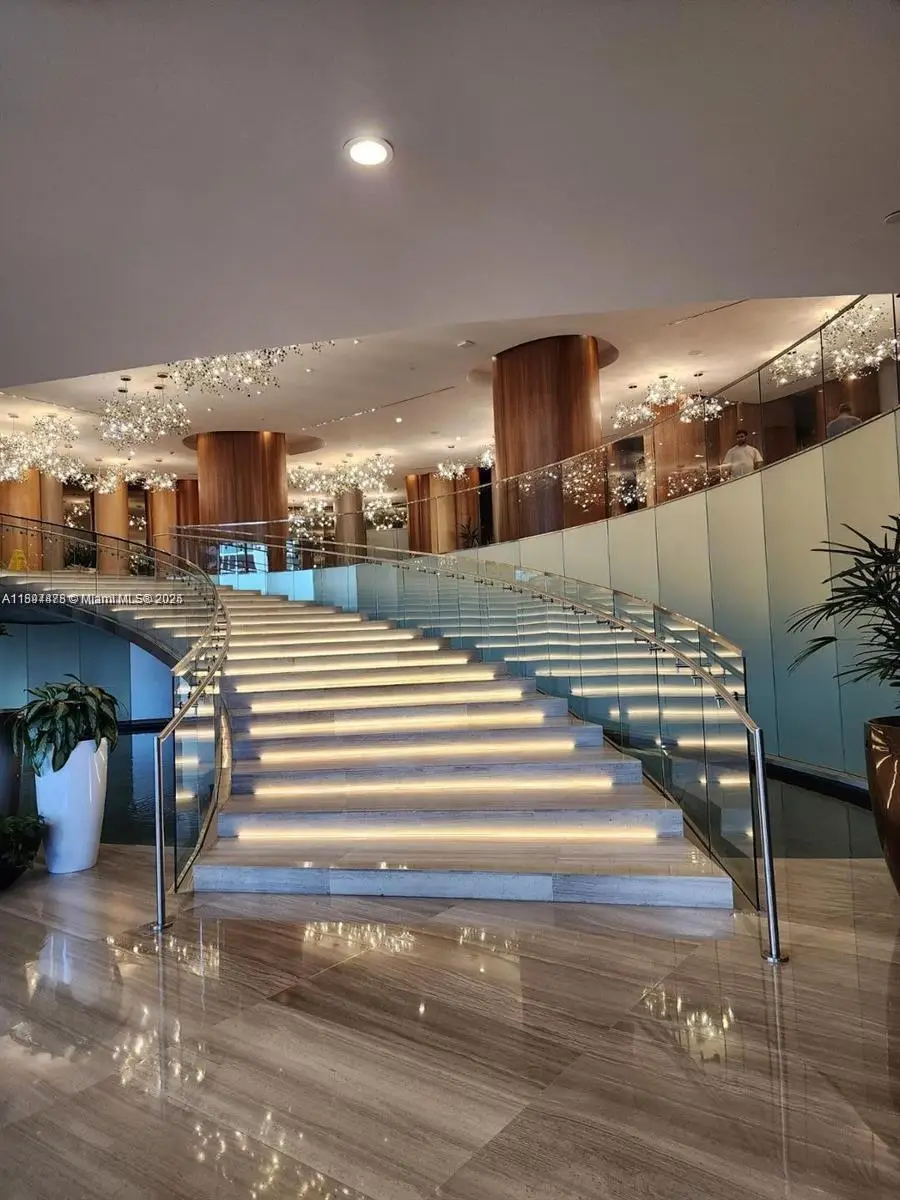 488 NE 18th St #301, Miami, FL 33132 - Image #1