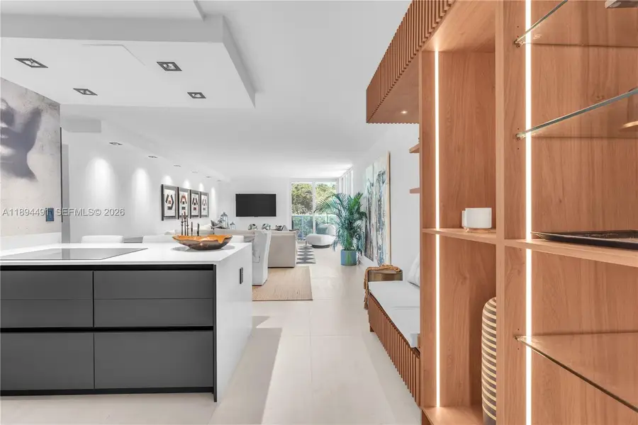 100 Bayview Dr #216, Sunny Isles Beach, FL 33160 - #2