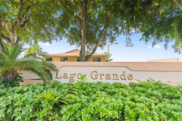 2450 W 67th Pl #13-12, Hialeah, FL 33016