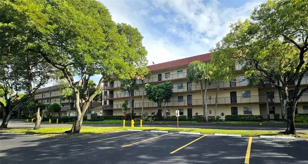 3341 NW 47th Terrace #112, Lauderdale Lakes, FL 33319