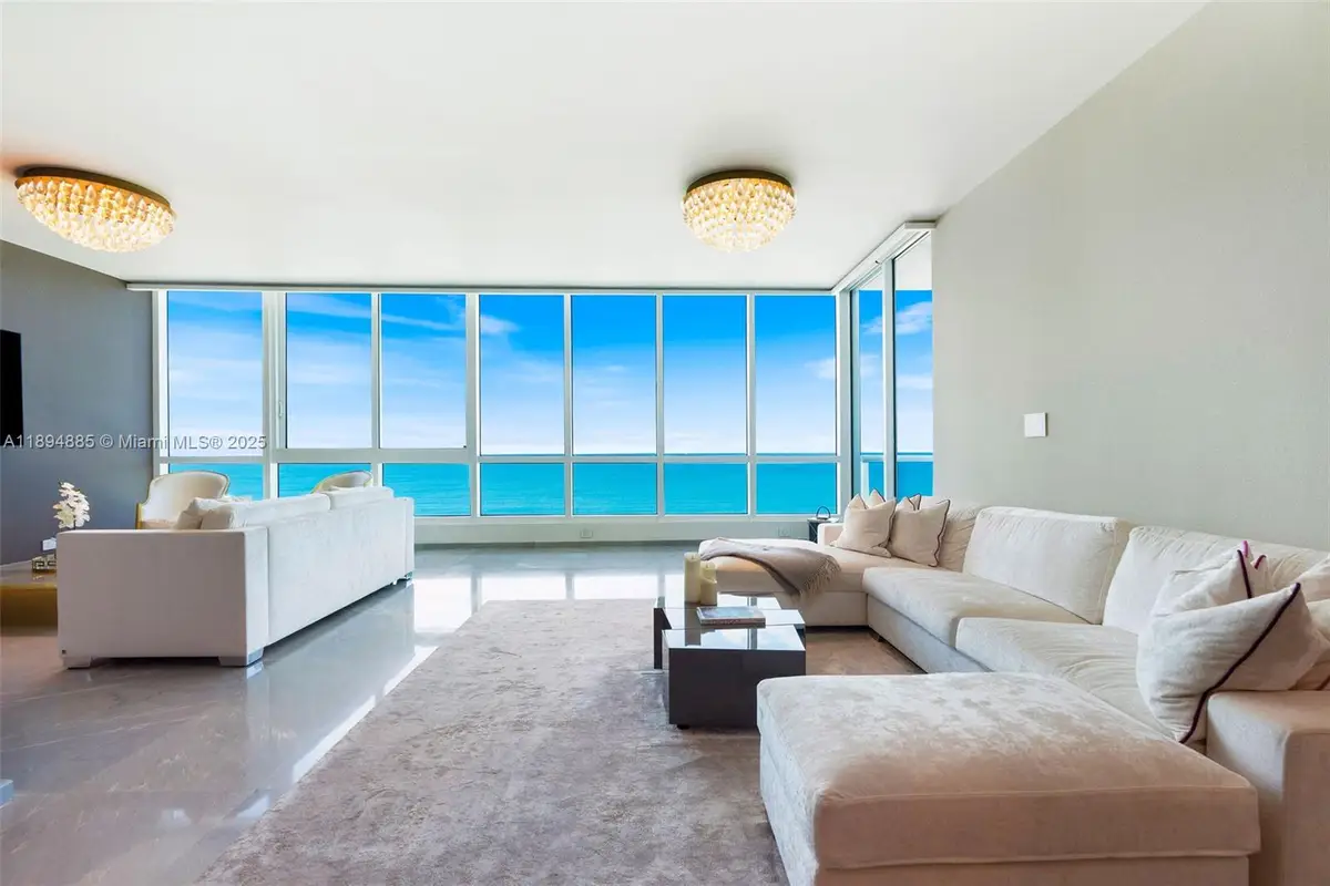 100 S Pointe Dr #2506, Miami Beach, FL 33139 - Image #1