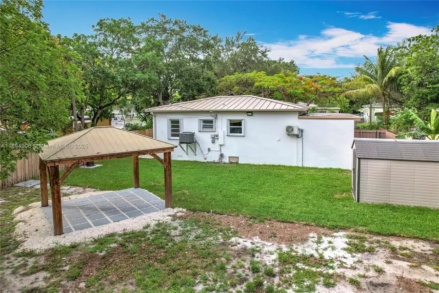 1535 NW 124th St, North Miami, FL 33167 - Image #3