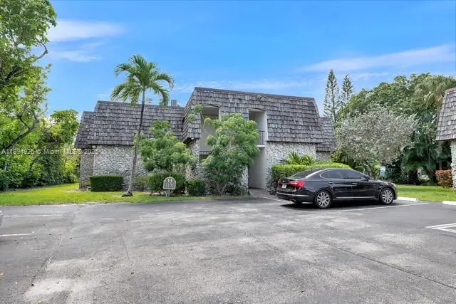 3101 Oakland Shores Dr #H204, Oakland Park, FL 33309 - Image #1
