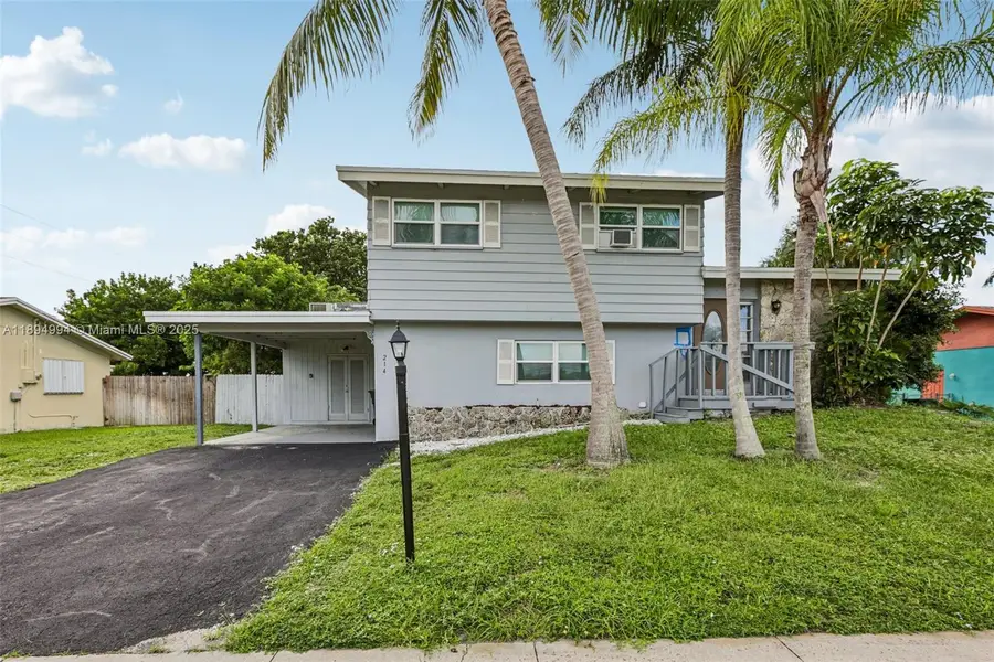 214 SW 4th St, Boca Raton, FL 33432 - Image #3