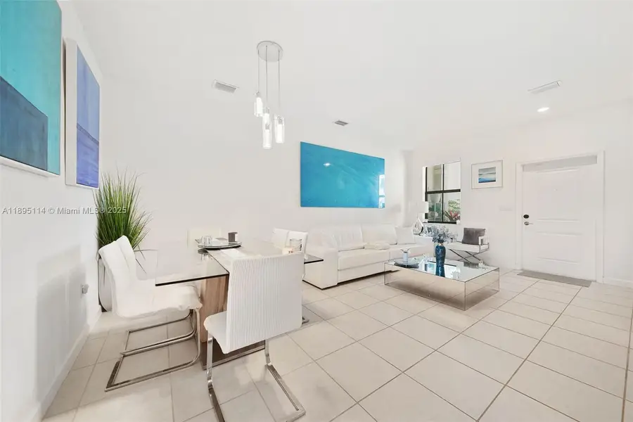 493 NW 204th St, Miami Gardens, FL 33169 - Image #3