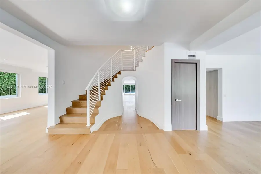 5244 Alton Rd, Miami Beach, FL 33140 - Image #3