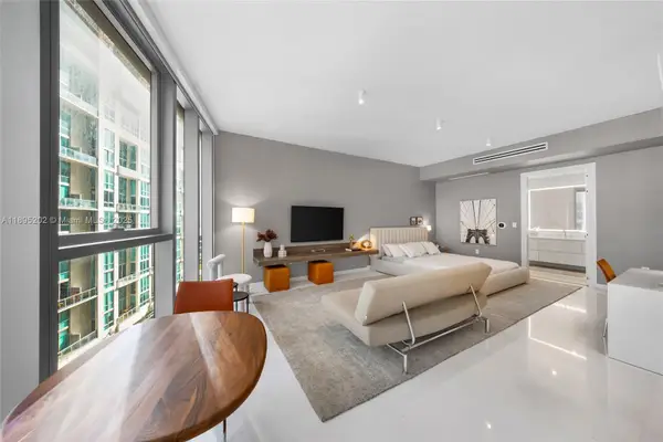 300 Biscayne Blvd Way #805, Miami, FL 33131