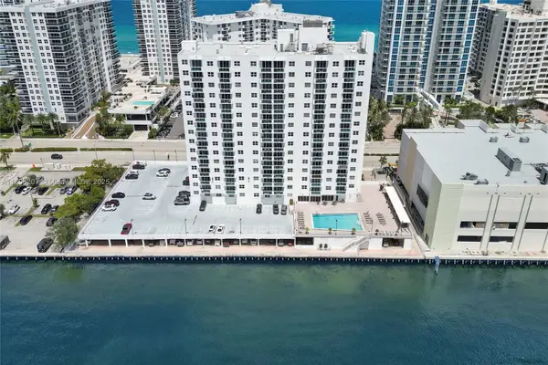 3000 S Ocean Dr #1106, Hollywood, FL 33019