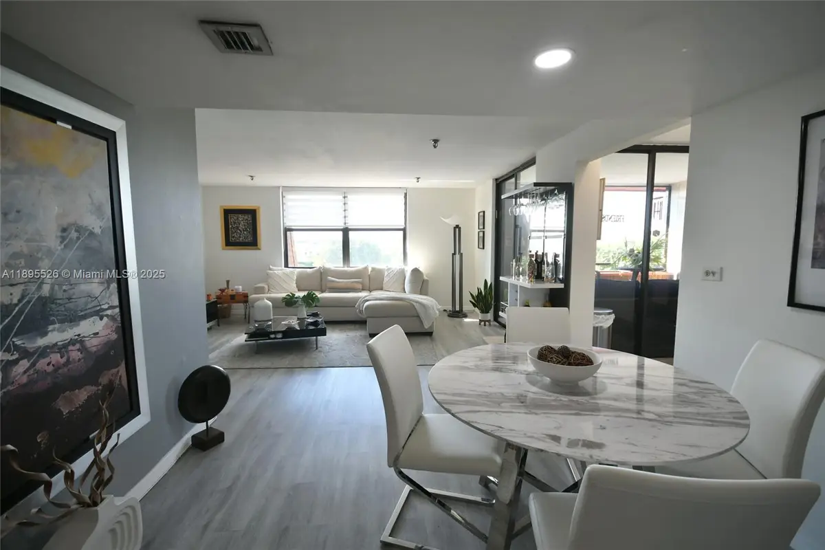 671 NE 195th St #416-E, Miami, FL 33179 - Image #1